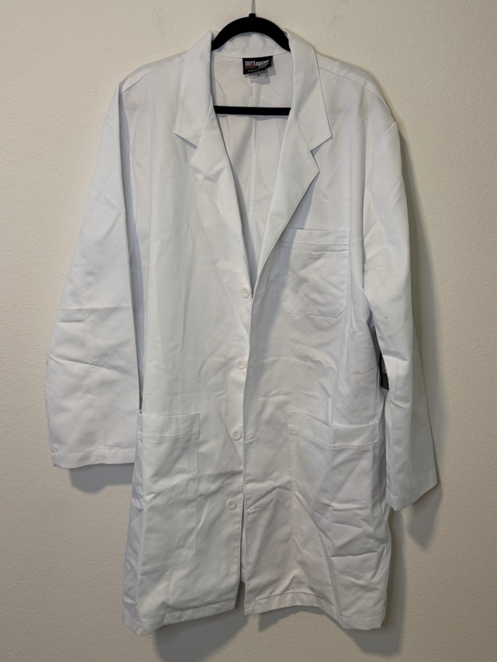 Men’s Grey’s Anatomy 5 Pocket 37 Inch Lab Coat with Collar